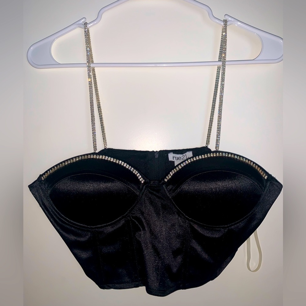 Black crop top with rine stones